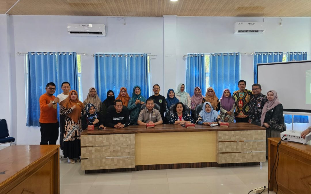 Peningkatan Kapasitas Tata Kelola Kota bagi Tim Pembina dan Forum Kab. Sehat : FKM Unhas Kerjasama Dinkes Pinrang Gelar FGD