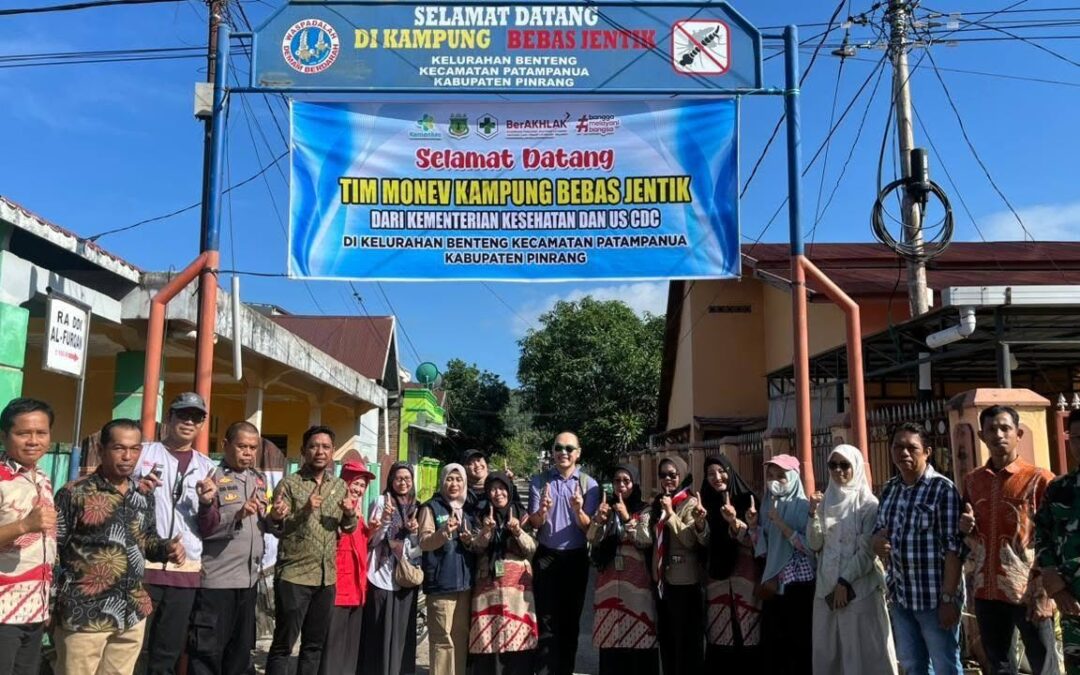 Pinrang Jadi Percontohan Nasional, Kemenkes dan US CDC Gelar OJT dan Monev Kampung Bebas Jentik